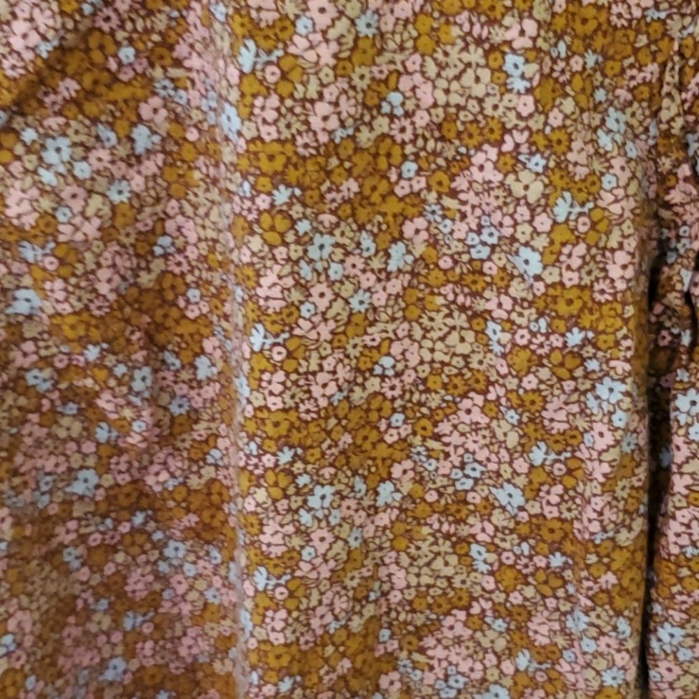 Universal Thread Brown Floral Ruffle Collar Top - Picture 3 of 11